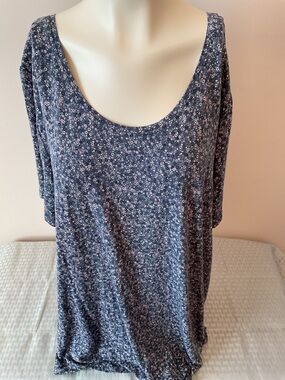 Penningtons Floral Modern Short Sleeve Tee